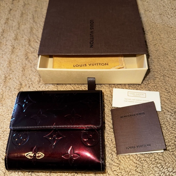 Louis Vuitton Dark Red Vernis Monogram Wallet - Picture 1 of 4
